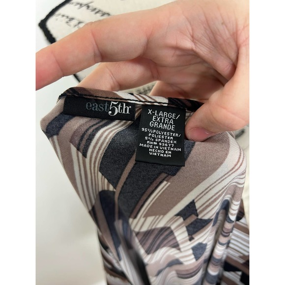 East 5th square neck patterned long sleeve Blouse - Picture 3 of 8